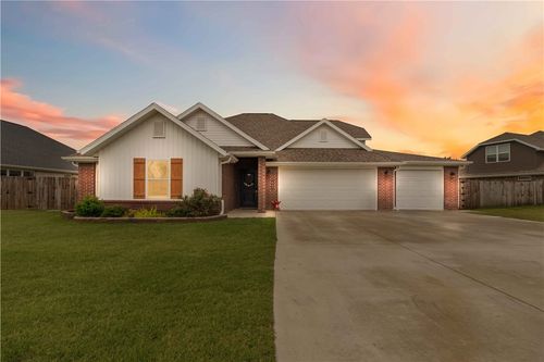 642 Mary Katherine St, Prairie Grove, AR, 72753-3047 | Card Image