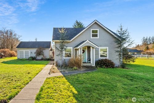 933 Crescent St, Raymond, WA, 98577-1505 | Card Image