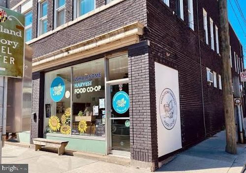 28 W Main St, FROSTBURG, MD, 21532-1302 | Card Image