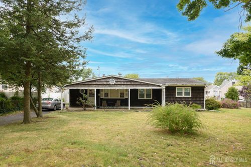 110 Sheppard Pl, Fords, NJ, 08863-1310 | Card Image