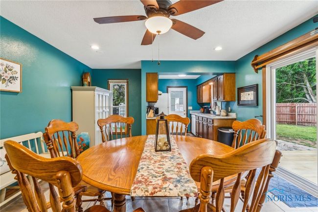 6727 Pelton Dr, House other with 3 bedrooms, 2 bathrooms and 2 parking in Whitehouse OH | Image 21