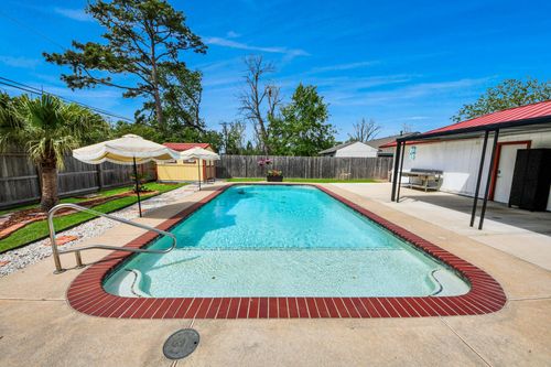 158 Highland Ter, League City, TX, 77573-3618 | Card Image