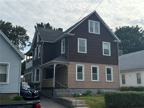 75 Weyl St, Rochester, NY, 14621-3615 | Card Image