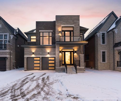 11 Gianvito Crescent, King, ON, L7B0T2 | Card Image