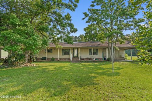 670 Calabash Rd Nw, Calabash, NC, 28467-1903 | Card Image