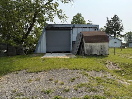 12065 N Saginaw Rd, Clio, MI, 48420-1032 | Card Image