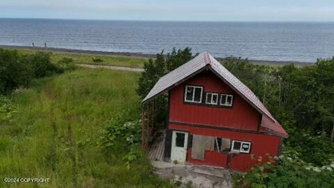 Beach and Cabin | Image 37