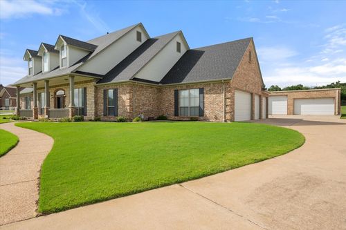 6417 Gehrig Cir, Burleson, TX, 76028-2869 | Card Image