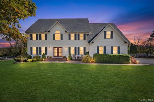 18 Almond Tree Ln, Warwick, NY, 10990-2442 | Card Image