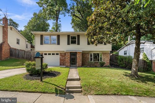 822 Loxford Ter, SILVER SPRING, MD, 20901-1123 | Card Image