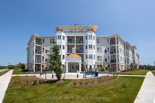 402-50 Lakebreeze Dr, Newcastle, ON, L1B0V9 | Card Image