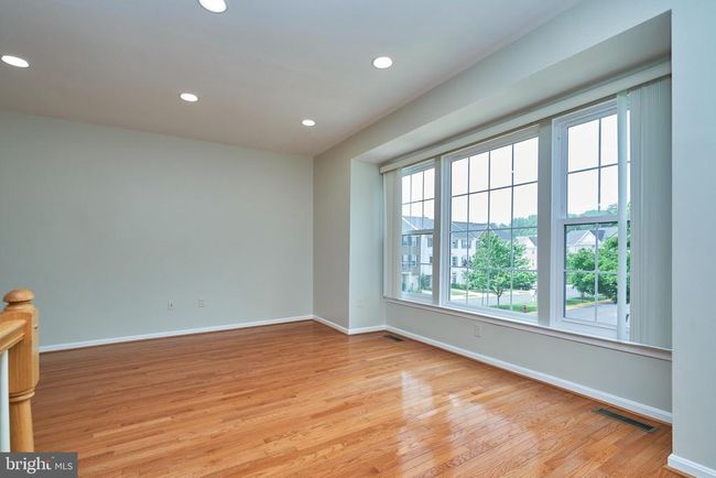 6362 Dakine Cir, Townhouse with 3 bedrooms, 4 bathrooms and null parking in SPRINGFIELD VA | Image 17