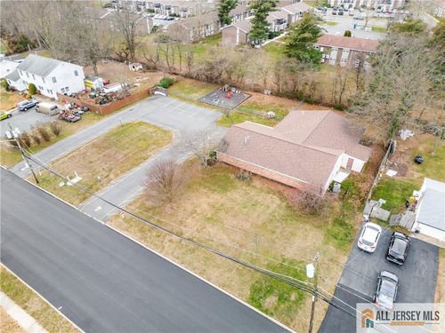 9 Stanworth Rd, Kendall Park, NJ, 08824-1003 | Card Image