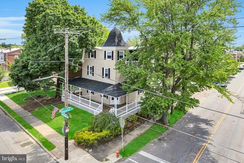 700 Strahle St, PHILADELPHIA, PA, 19111-1348 | Card Image