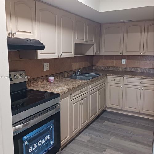 60-e-2107 Nw 59th Ter, Lauderhill, FL, 33313-3145 | Card Image