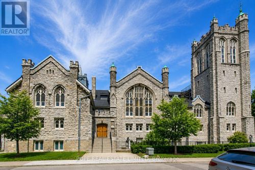 202-384 Sunnyside Ave, Toronto, ON, M6R2S1 | Card Image
