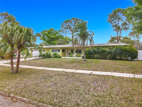 6170 7th Ave N, ST PETERSBURG, FL, 33710-7016 | Card Image