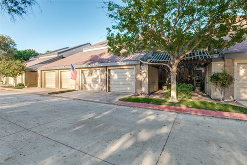 5082 Westgrove Dr, Dallas, TX, 75248-6046 | Card Image