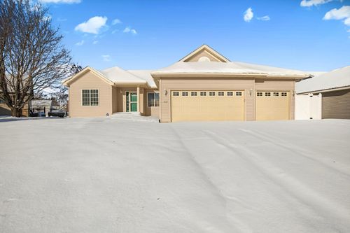 1517 Camden Woods Ter, Saint Cloud, MN, 56301-9662 | Card Image