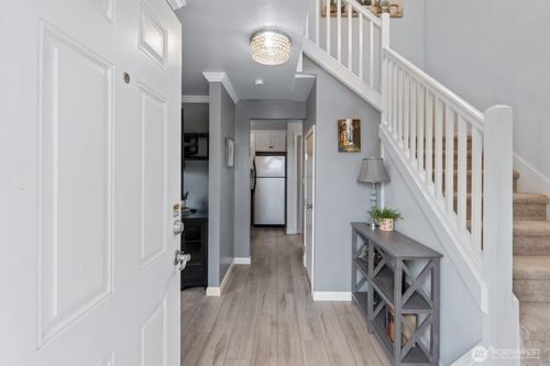 101-304 29th St Se, Auburn, WA, 98002-7510 | Card Image