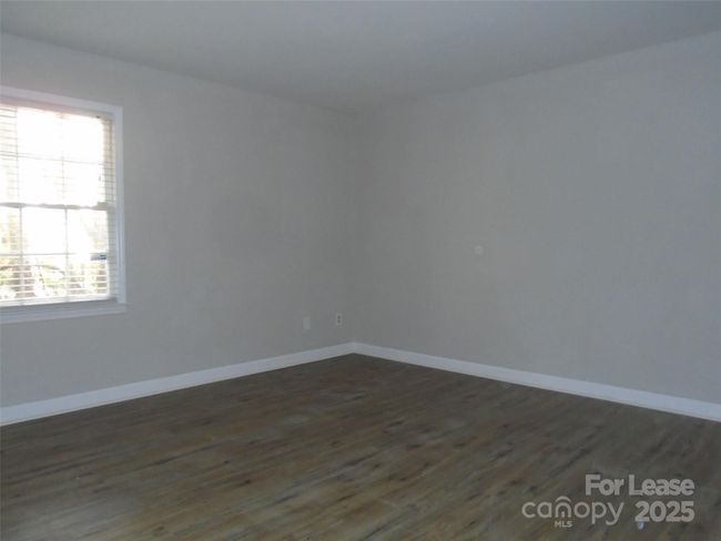 APT-110 - 2141 Selwyn Ave, Condo with 3 bedrooms, 2 bathrooms and null parking in Charlotte NC | Image 7