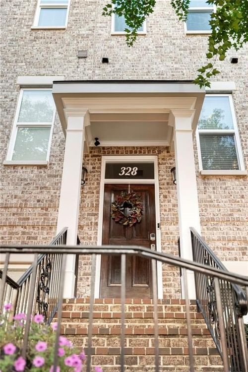 328-328 Brownstones Cir Ne, Atlanta, GA, 30312-1293 | Card Image