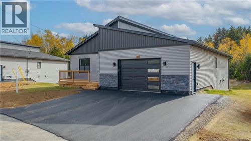 19 Bellbottom Way, Quispamsis, NB, E2G0M8 | Card Image