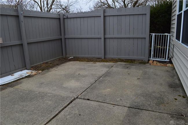 1215 Robbins Run Ct, Townhouse with 2 bedrooms, 2 bathrooms and null parking in Washingtn Twp OH | Image 9