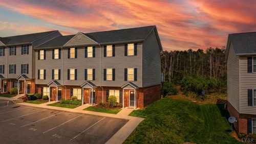 216-2009 Lakeside Dr, Lynchburg, VA, 24501-3144 | Card Image