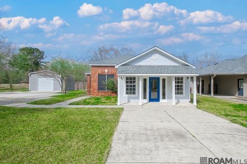 13515 Rose Dr, Walker, LA, 70785-5646 | Card Image
