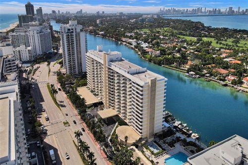 5c-5600 Collins Ave, Miami Beach, FL, 33140-2403 | Card Image