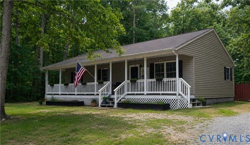 24 Ross Ln, MINERAL, VA, 23117-3533 | Card Image