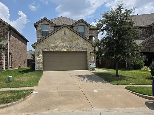 204 Brazoria Ln, Mckinney, TX, 75071-6752 | Card Image