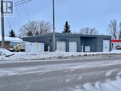 129 Grand Trunk Ave, Dryden, ON, P8N2W4 | Card Image