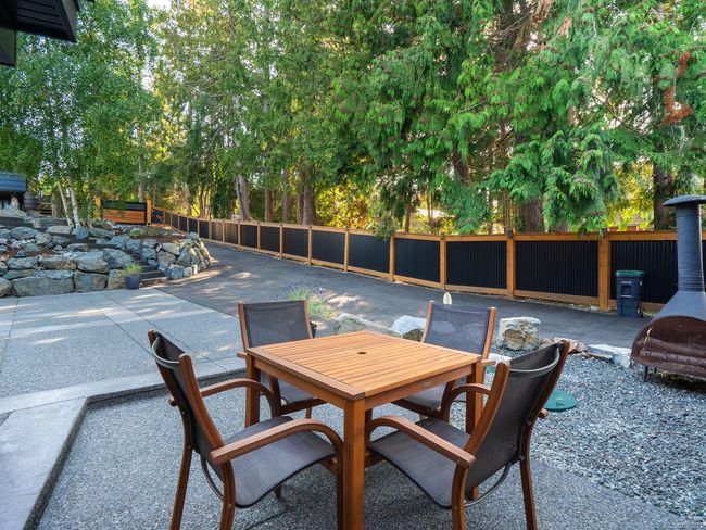 1380 Reef Rd, House other with 2 bedrooms, 4 bathrooms and 6 parking in Nanoose Bay BC | Image 56