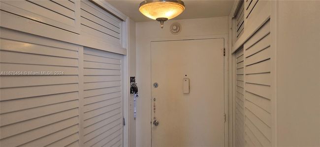 APT-204 - 1408 Brickell Bay Dr, Condo with 1 bedrooms, 1 bathrooms and null parking in Miami FL | Image 16