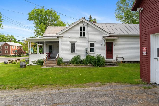 208 Main St, House other with 4 bedrooms, 3 bathrooms and null parking in Cambridge VT | Image 6