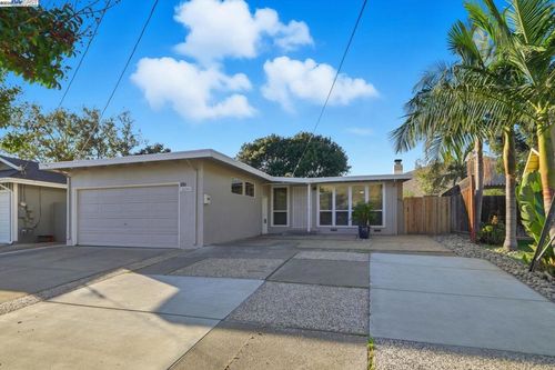 38345 Timpanogas Cir, Fremont, CA, 94536-1851 | Card Image