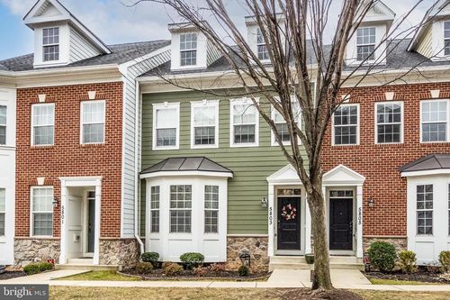 5803 Duncan Dr, ELLICOTT CITY, MD, 21043-7518 | Card Image