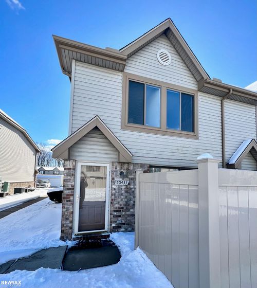 50433 Bay Run S Street, Chesterfield Township, MI, 48047 | Card Image