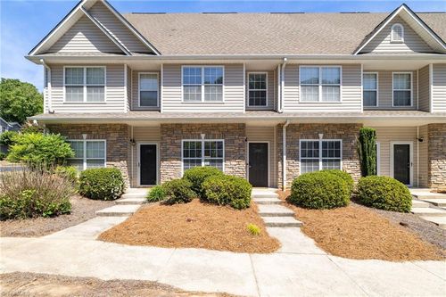 3787 Wayfarer Dr, Greensboro, NC, 27410-8343 | Card Image