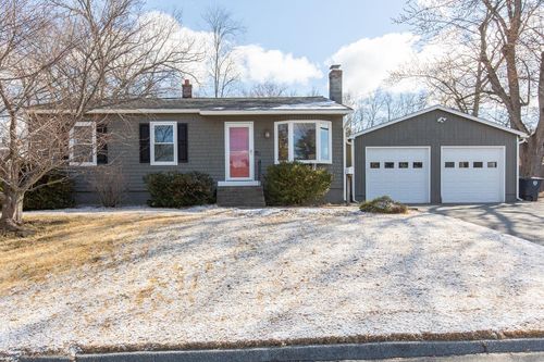 25 Meade St, Nashua, NH, 03064-1425 | Card Image