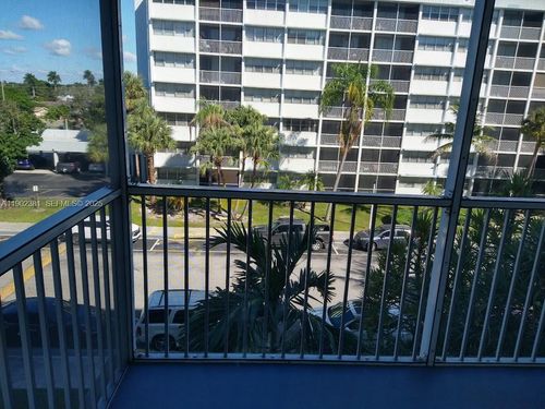 apt-403-700 Nw 214th St, Miami Gardens, FL, 33169-2010 | Card Image