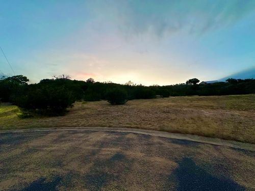 128 Cranbrook Ct, Ingram, TX, 78025-4400 | Card Image