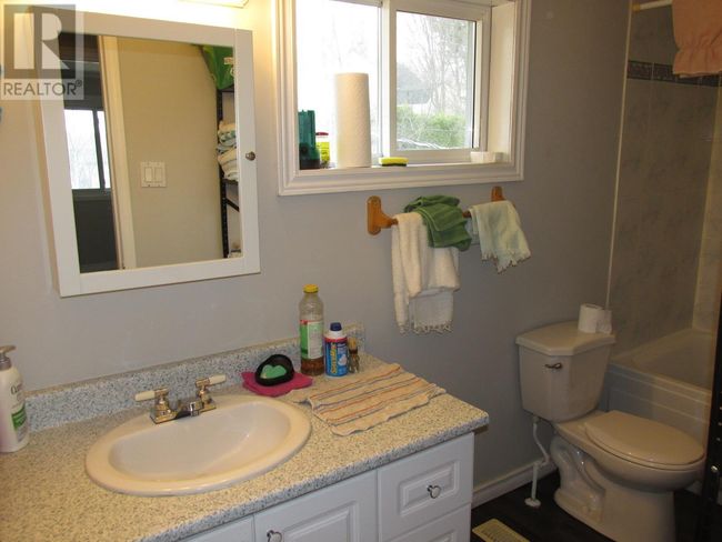 11 Birch Rd, Home with 3 bedrooms, 2 bathrooms and null parking in Elliot Lake ON | Image 15