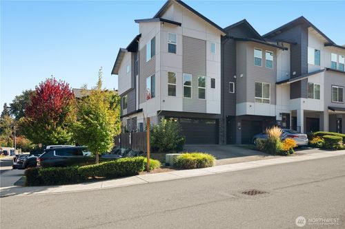 g1-15720 Meadow Rd, Lynnwood, WA, 98087-6562 | Card Image
