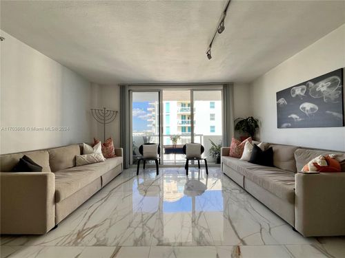 1013-9195 Collins Ave, Surfside, FL, 33154 | Card Image