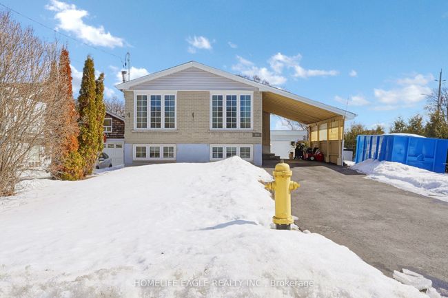 723 Victory Dr, House other with 3 bedrooms, 3 bathrooms and 2 parking in Pickering ON | Image 4