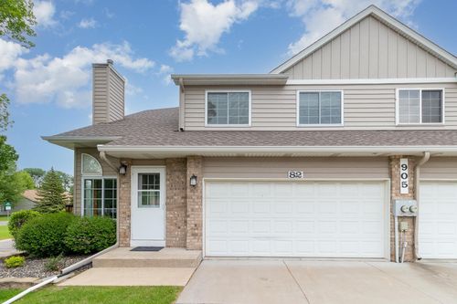 apt-82-905 106th Ln Nw, Coon Rapids, MN, 55433-4315 | Card Image