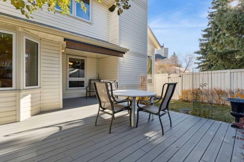 15 Millrise Lane Sw, Calgary, AB, T2Y2C2 | Card Image